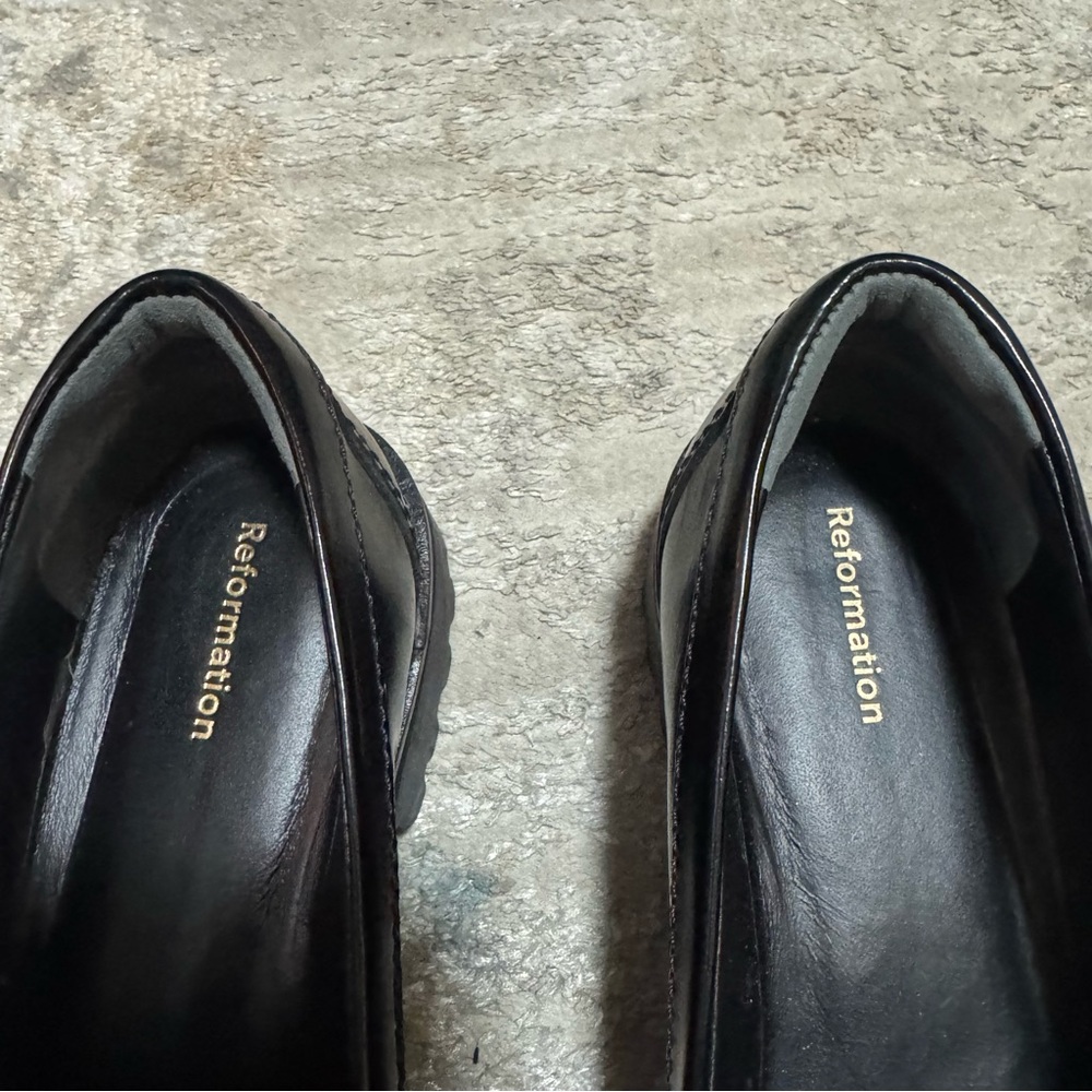 NWOB Reformation Agathea Chunky Loafers in Black/White Size 7.5 - Picture 3 of 8